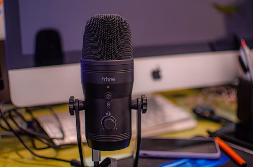 Photo Earning from podcasts